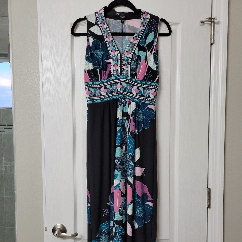 Maggy London, petite small floral maxi dress, NWOT